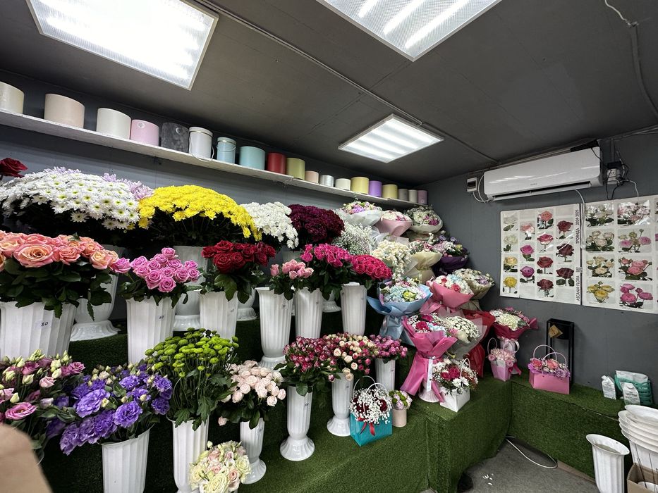 Продам готовий бізнес ,квітковий магазин,квіти та кава ,готовий бізнес