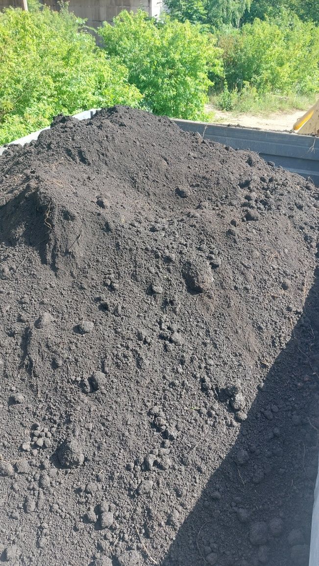 Торф чорнозем у мішках Коломия