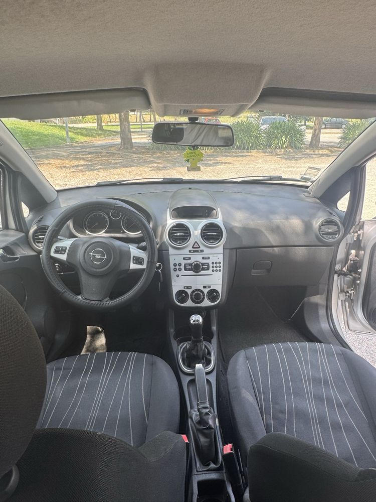 Opel corsa 1.2 Enjoy