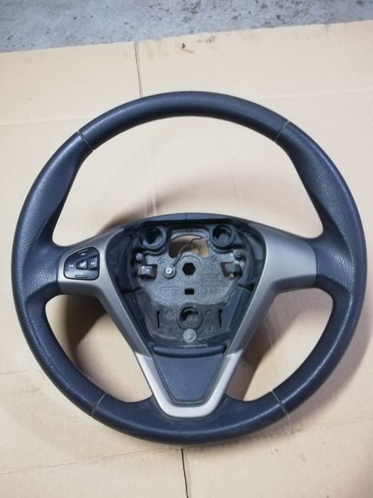 Kierownica Ford Fiesta Mk7 VII ładna niski przebieg