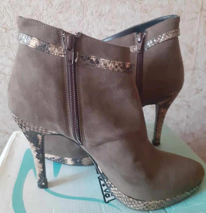 Ботильони замшеві