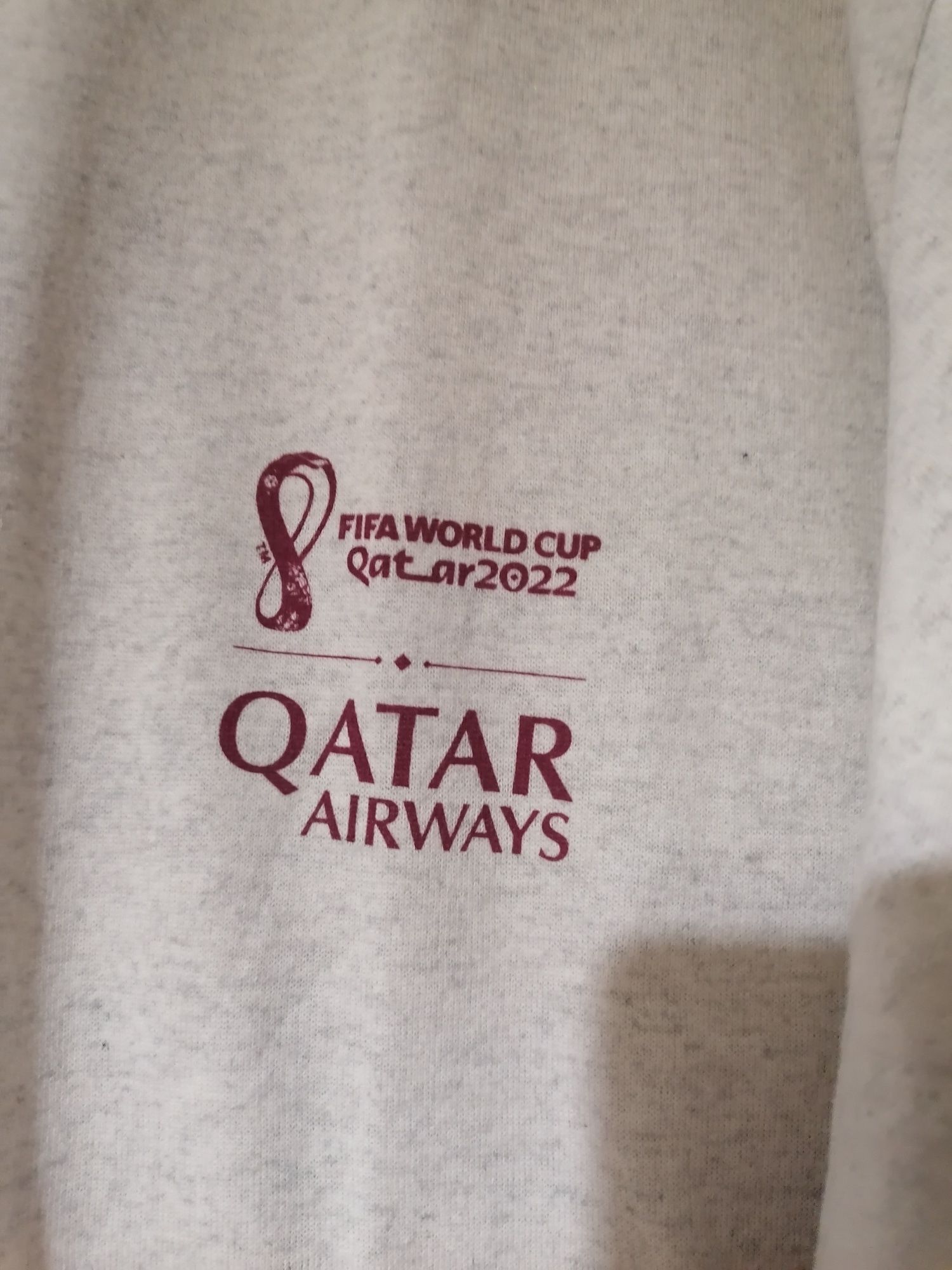 T-shirt em algodão tam L dos jogos Fifa World Cup 2022,  Qatar Airways