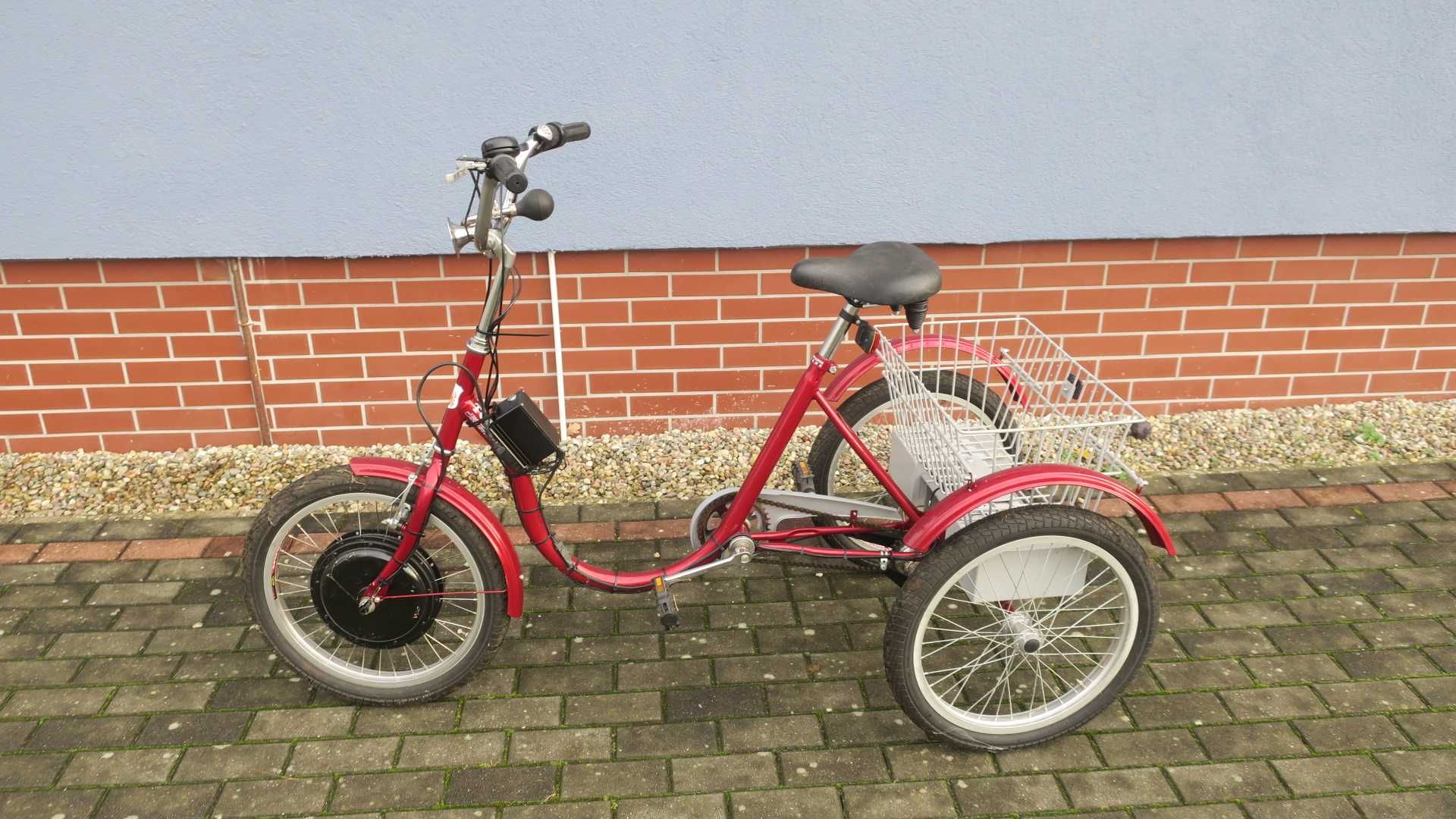 Rower trójkołowy elektryczny
