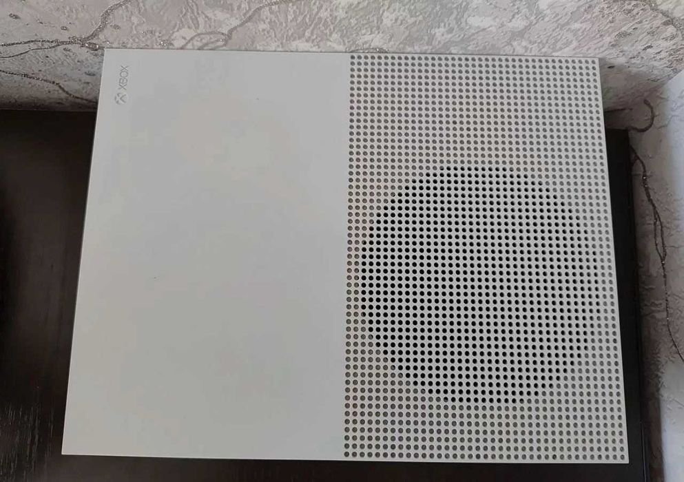 Microsoft Xbox One S 1TB | Ігри в подарунок | Повний комплек