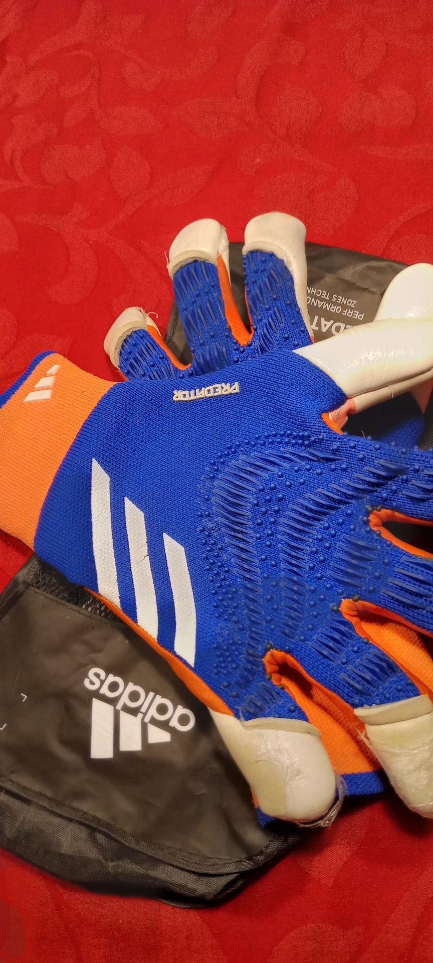 Luvas Adidas Predator como Novas