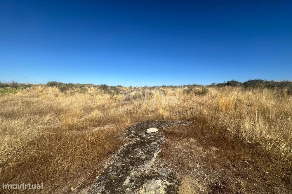 Terreno para Construção de 6.700 m²