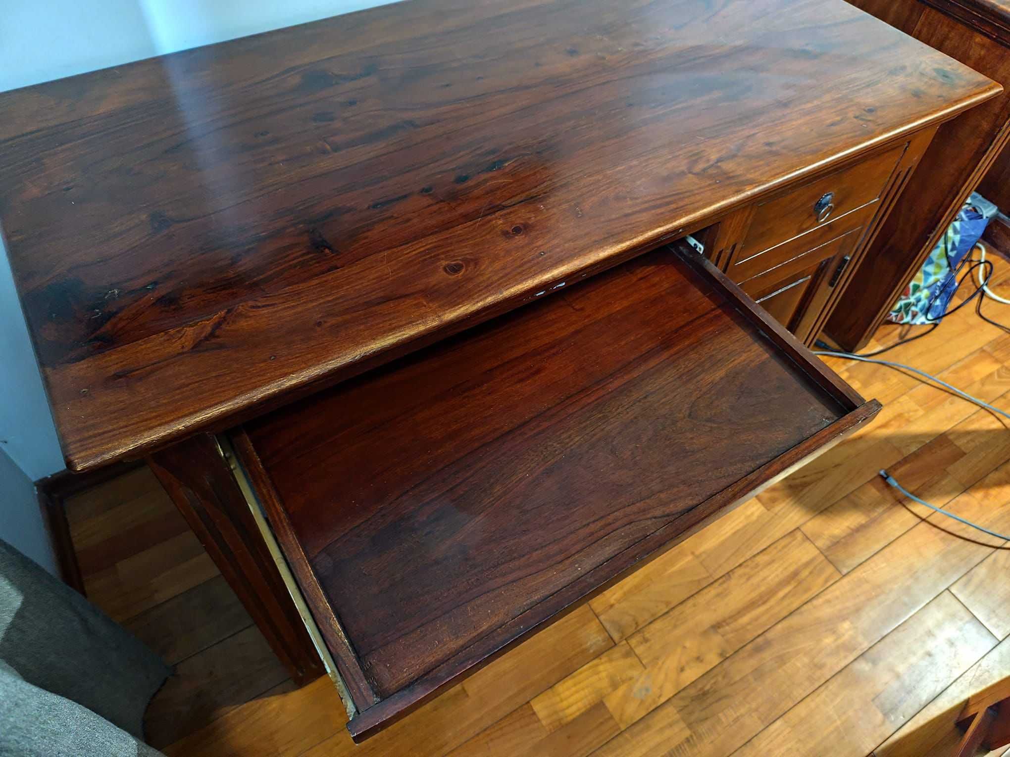 Biurko orientalne - teak