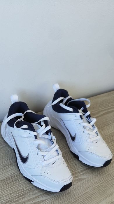 Ténis Nike novos
