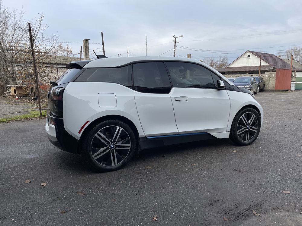 BMW i3 2014 USA Maximal