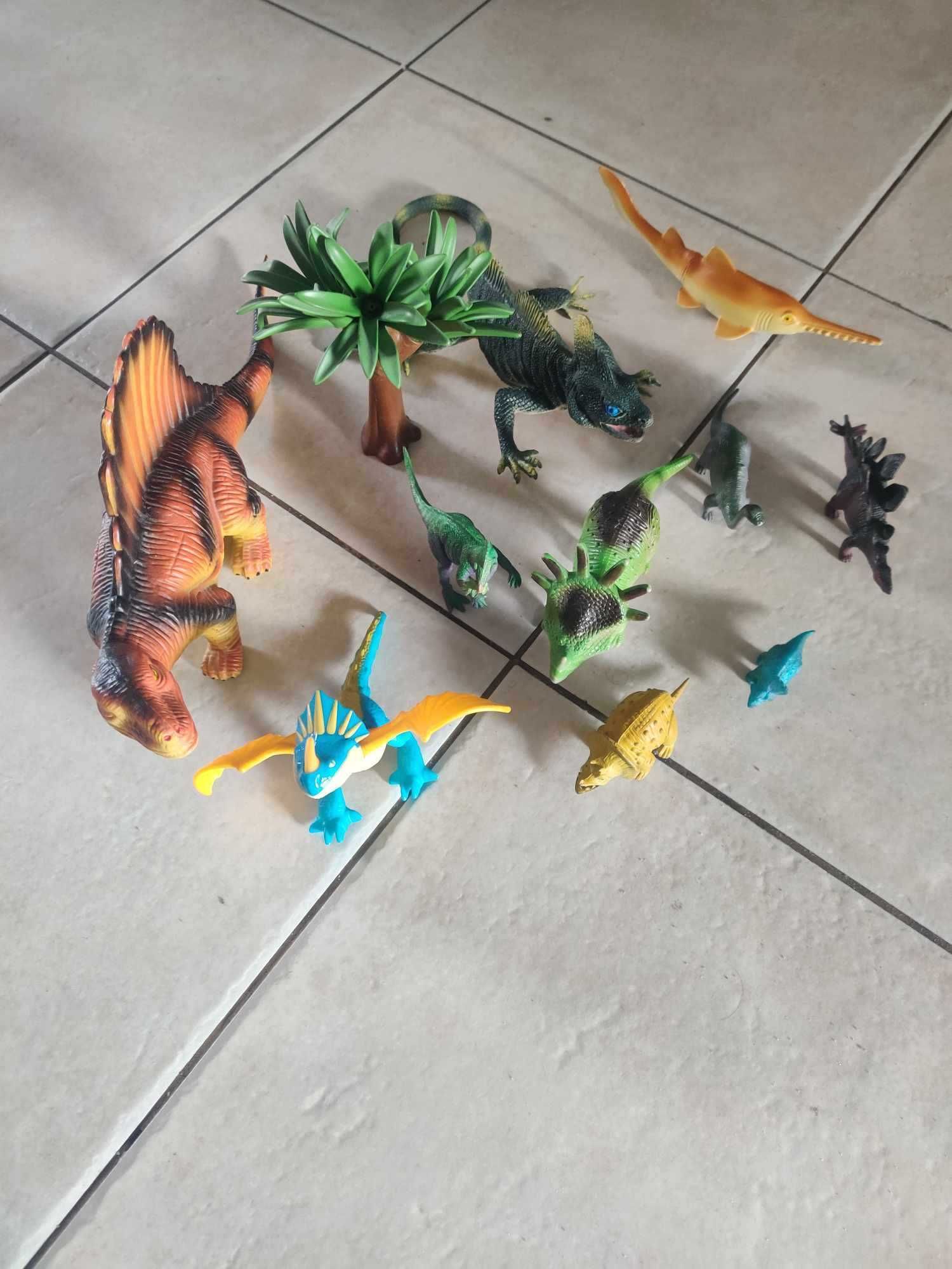 Zestaw dinozaurów 80+ gra interaktywna Świat Dinozaurów plus szablony,