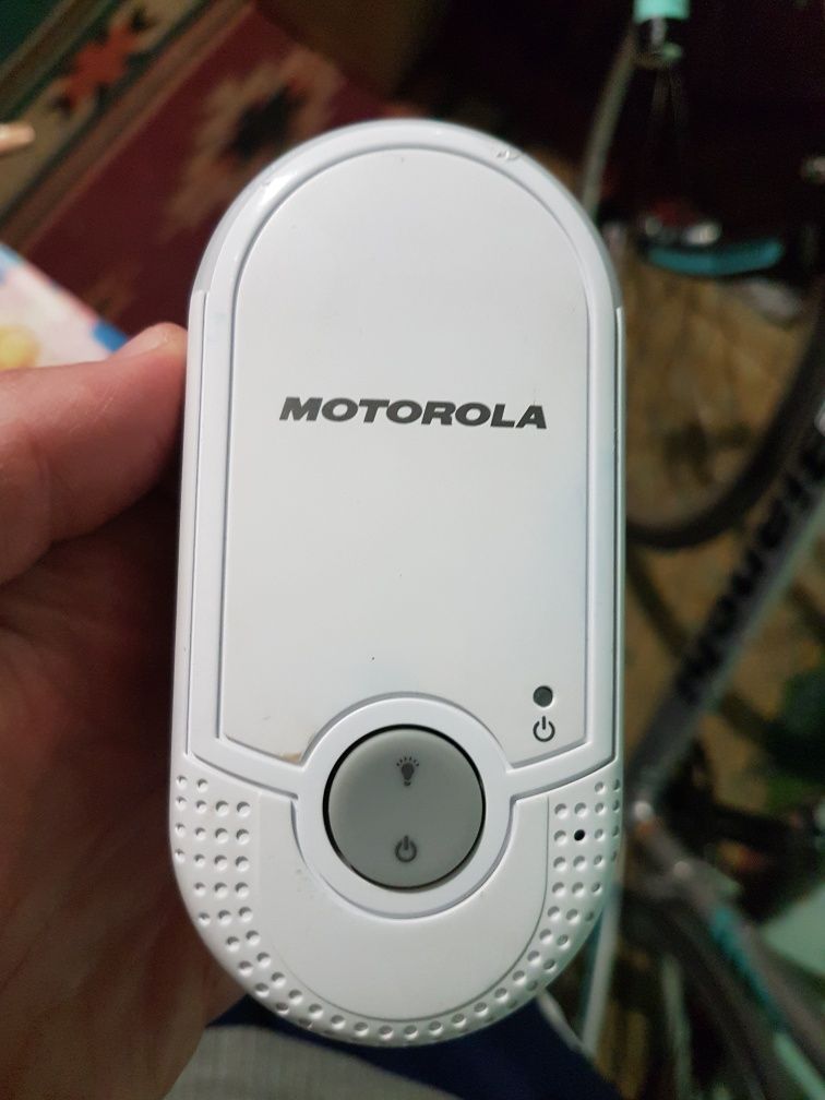 Радионяня Motorola mbp8