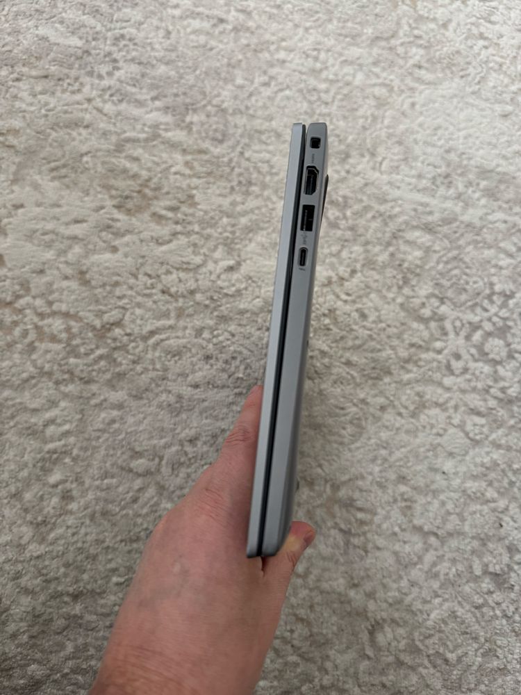 Dell latitude 7330 i5-1235u 16gb ram 13.3”FHDips екран сенсор