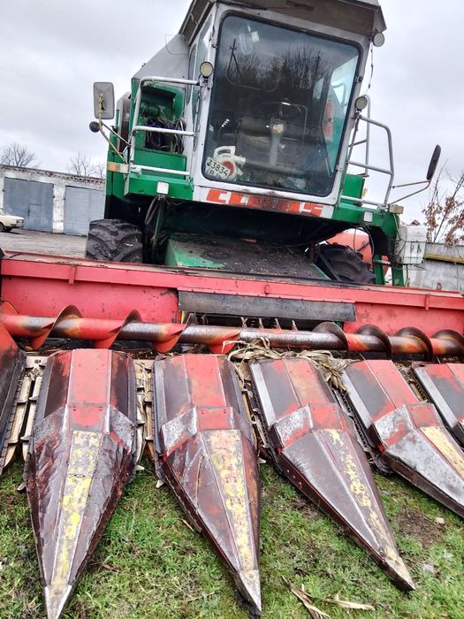 ТЕРМІНОВО продам Claas dominatоr 106!