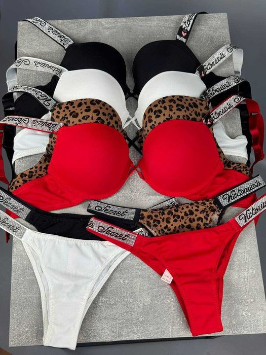 Комплект женского нижнего белья Victoria’s Secret  Виктория Сикрет