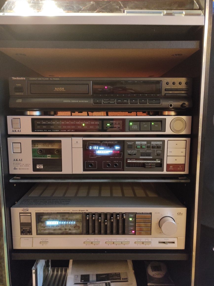 Кассетная дека AKAI GX-A5X + тюнер  AT-A1