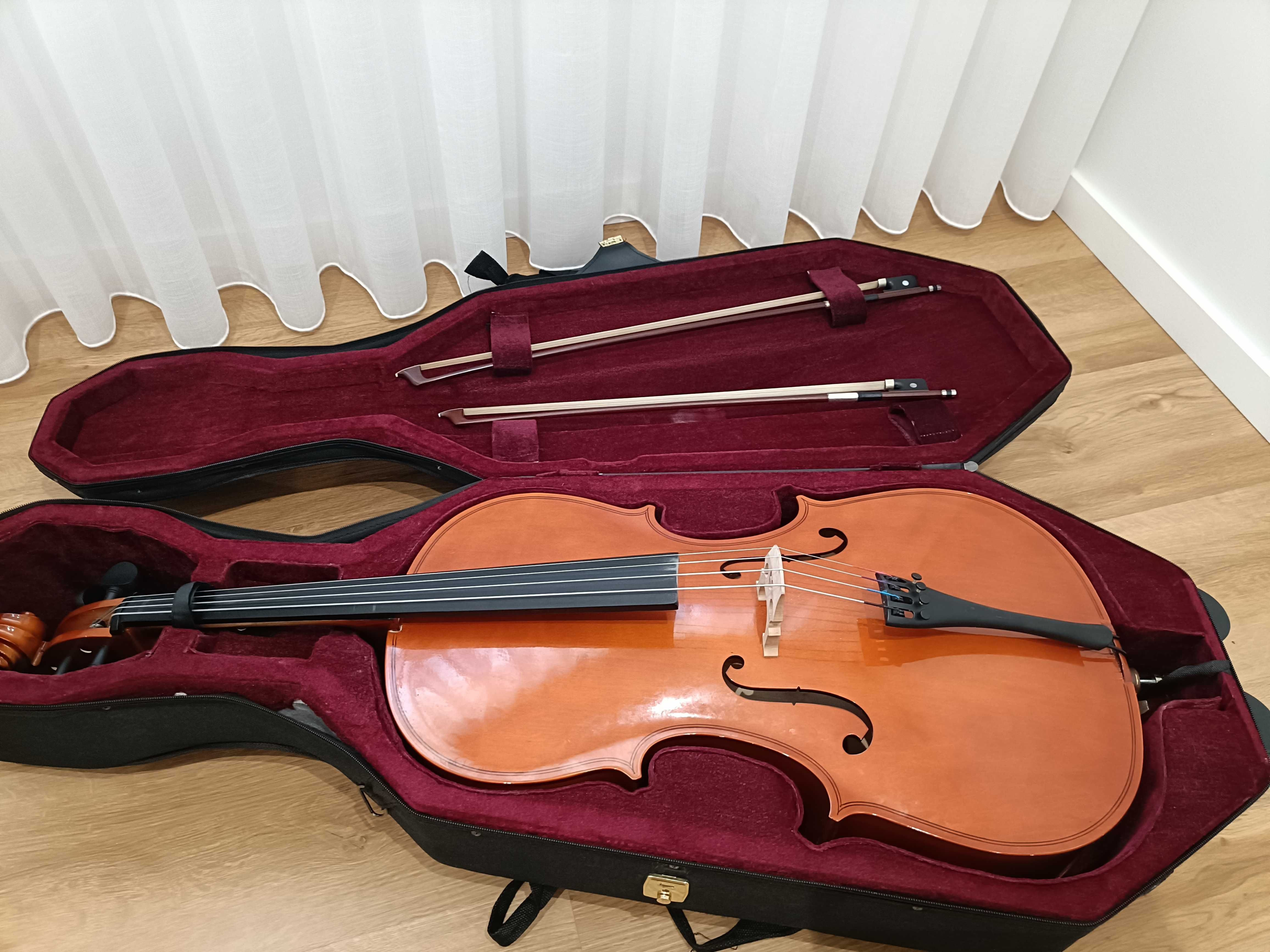 Violoncelo 1/4 em muito bom estado