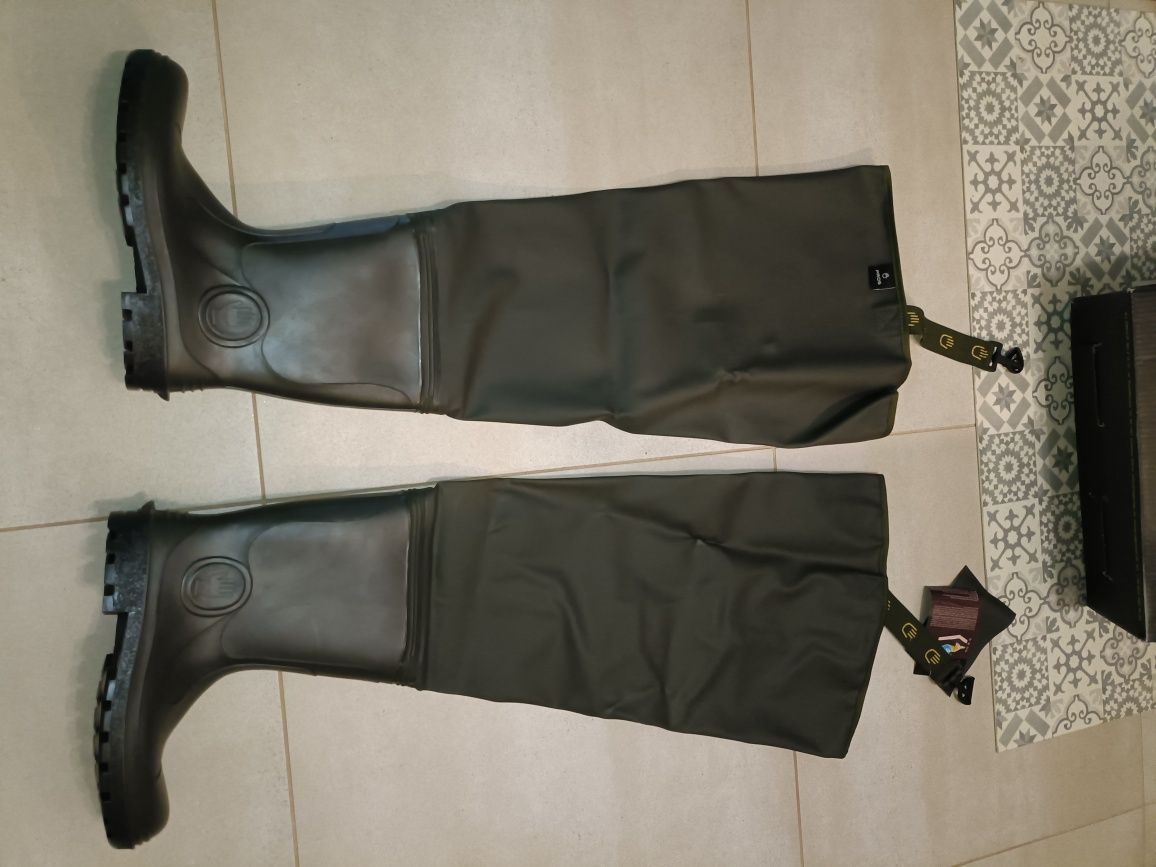 WODERY wędkarskie WR 02 PROS Super Mocne rozm.45