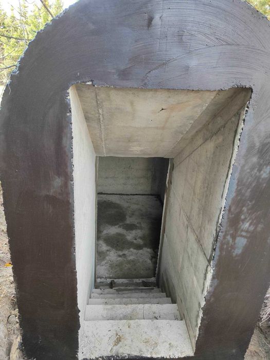 Piwniczka betonowa ziemianka ogrodowa