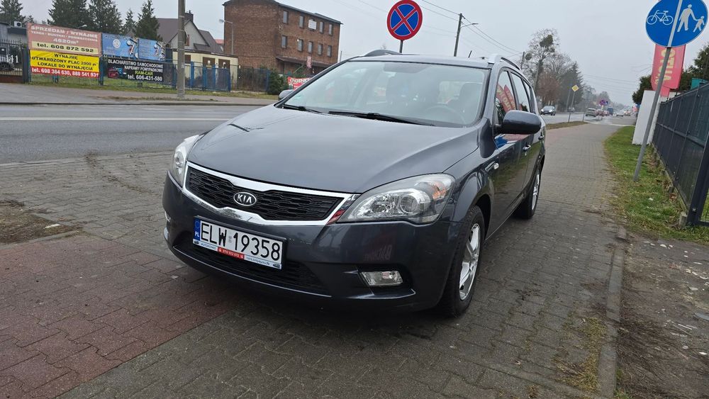 Fiat Punto Evo KIA CEED  LIFT 1.4 Benzyna Grzane fotele Bluetooth Klima