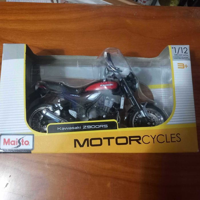 Moto Kawasaki Z900RS 1:12 NOVO com 20% de desconto