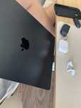 MacBook Air 15,3” (M3, 2024) + AirPods Pro 2 w prezencie