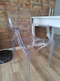 Krzesła glamour transparentne