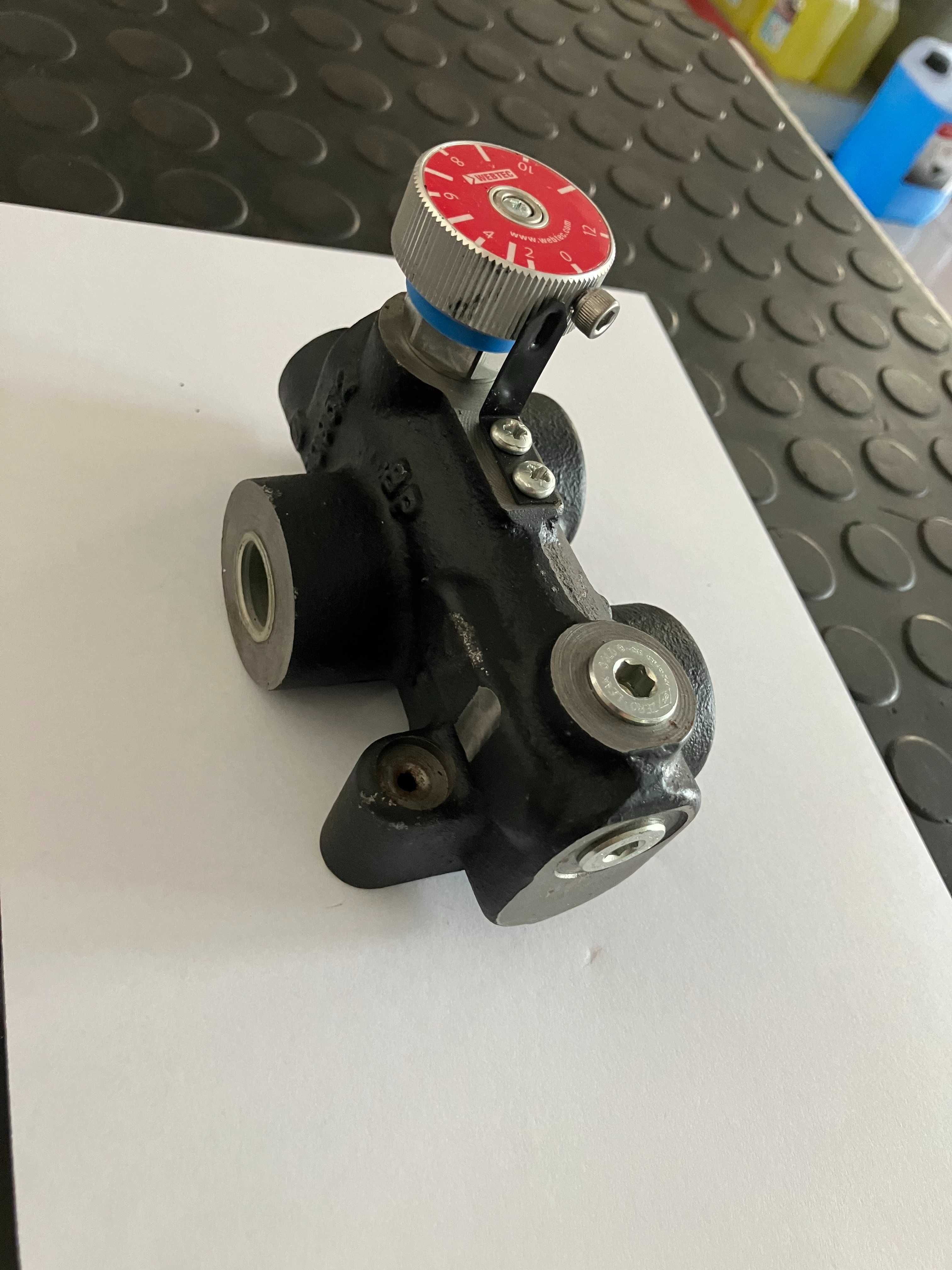 Regulator przepływu FV2V  47 l/min - dwukierunkowy FV2V125H-R