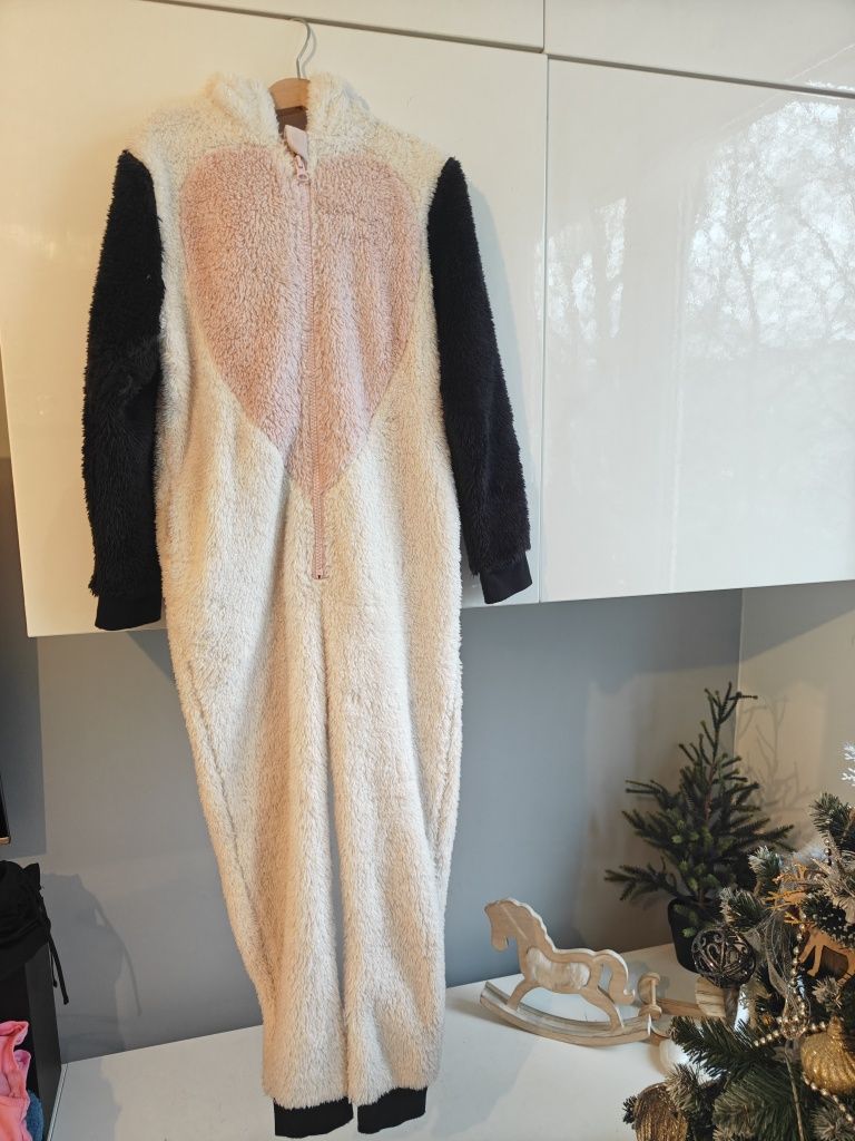 Strój panda numetag 122/128