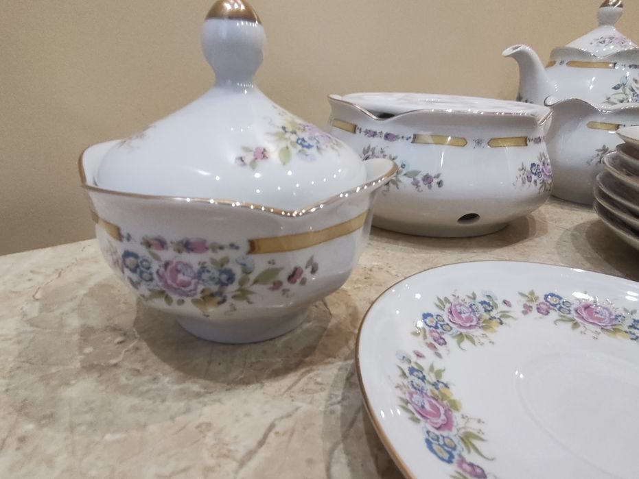 Чайный сервиз производства ГДР (Германия). Почти не использовался.