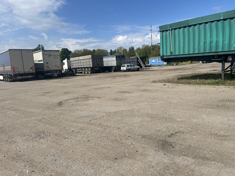 Продам комерційні приміщення з ділянкою 4 Га, без комісї