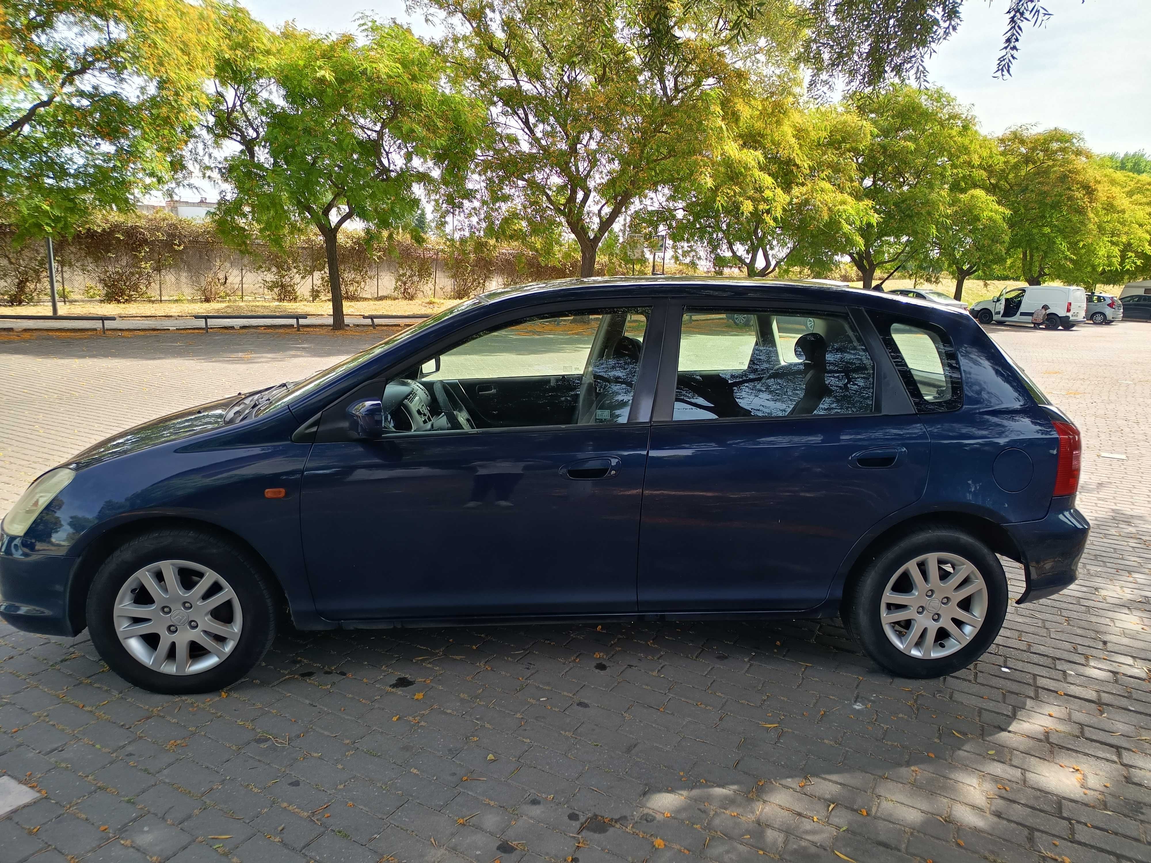 Honda Civic 1.7 CTDi ES
Usado · Outubro · 2002 · Negociável