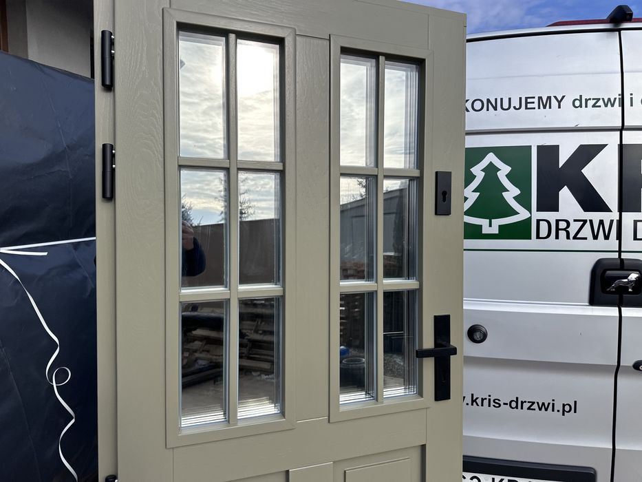 Drzwi zewnętrzne drewniane Na Wymiar nietypowe Montaż Cała Polska