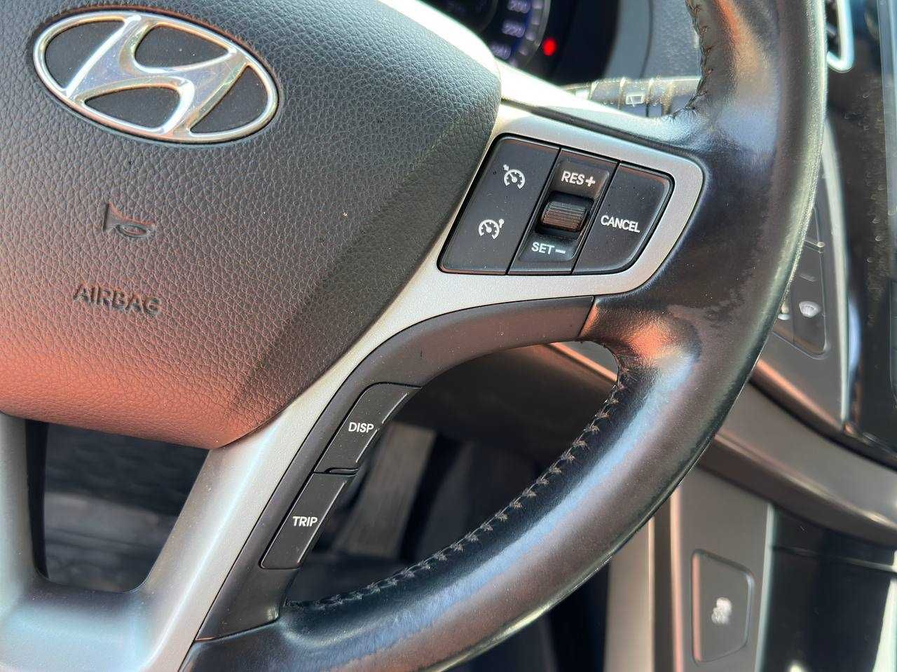 Авто Hyundai i40 2014