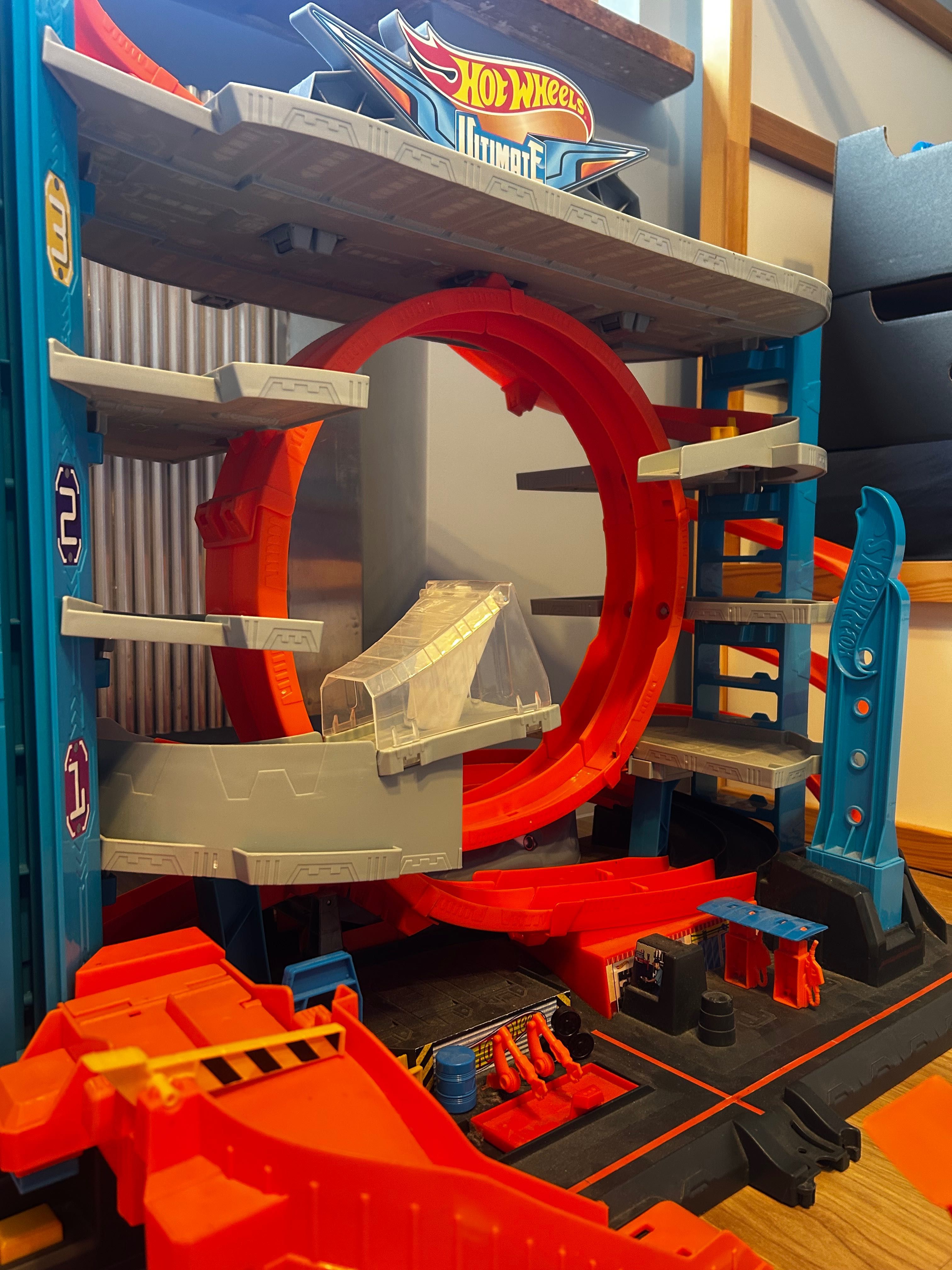 Hot Wheels City Mega Garaż Rekina RYBNIK