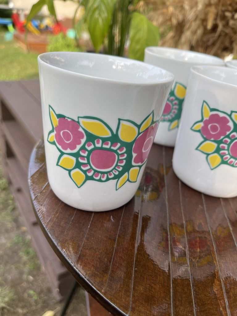 Kubki Kubek Porcelana Chodzież Lubiana PRL