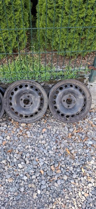 Felgi blaszaki renault clio 4x100 r15 et 40 stalowe