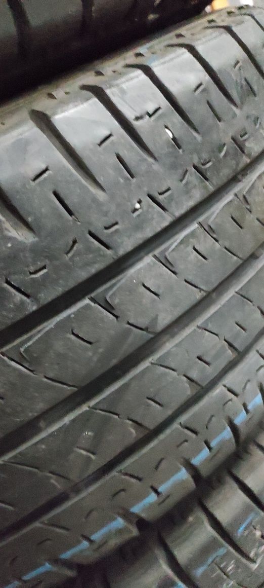 Pneus 235/65r16C Michelin Agilis 75% piso