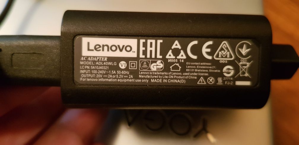 Продам на запчасти ноутбук Lenovo