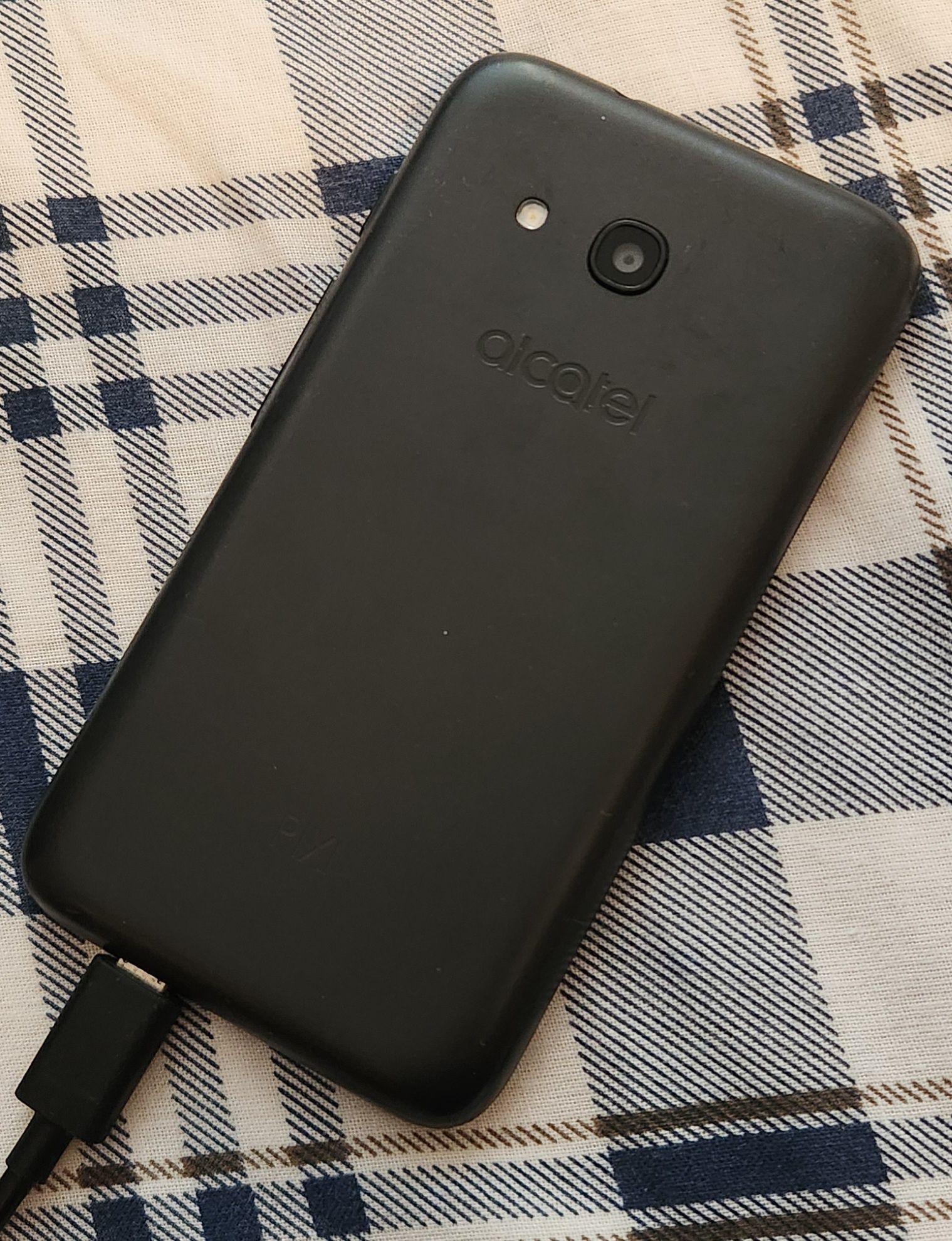 Alcatel pixi 4, Android