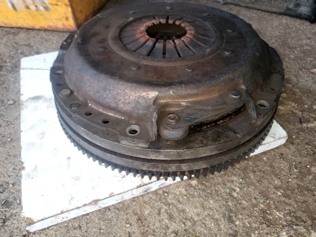 Motor bmw 25tds 143cv