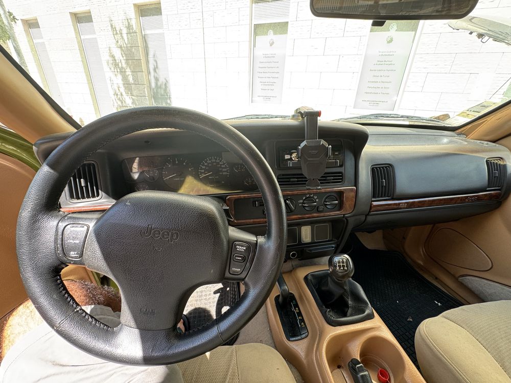 Jeep Grand Cherokee (ZJ) 2.5