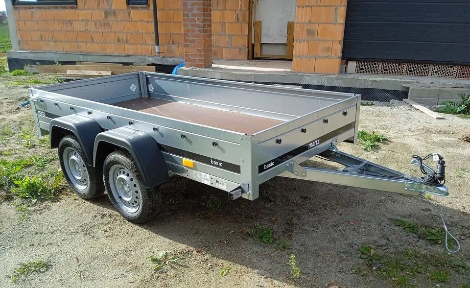 Przyczepa samochodowa Martz Basic 264x126 2 osiowa przyczepka