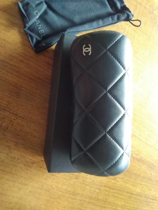 Caixa de óculos COCO CHANEL