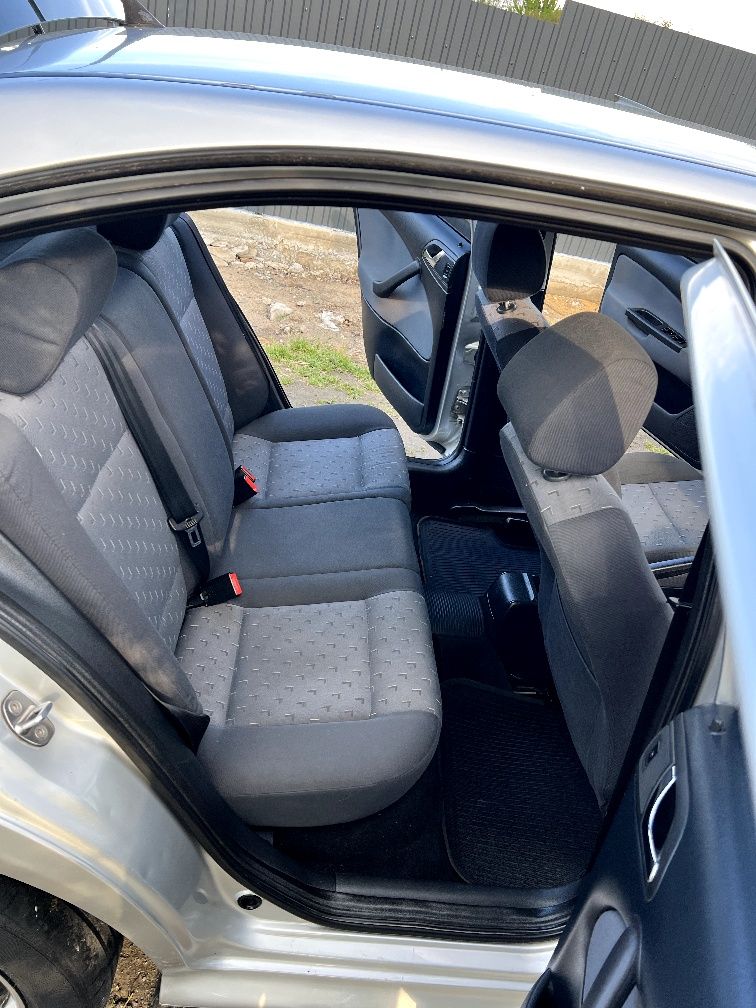 Skoda Octavia 1.6
