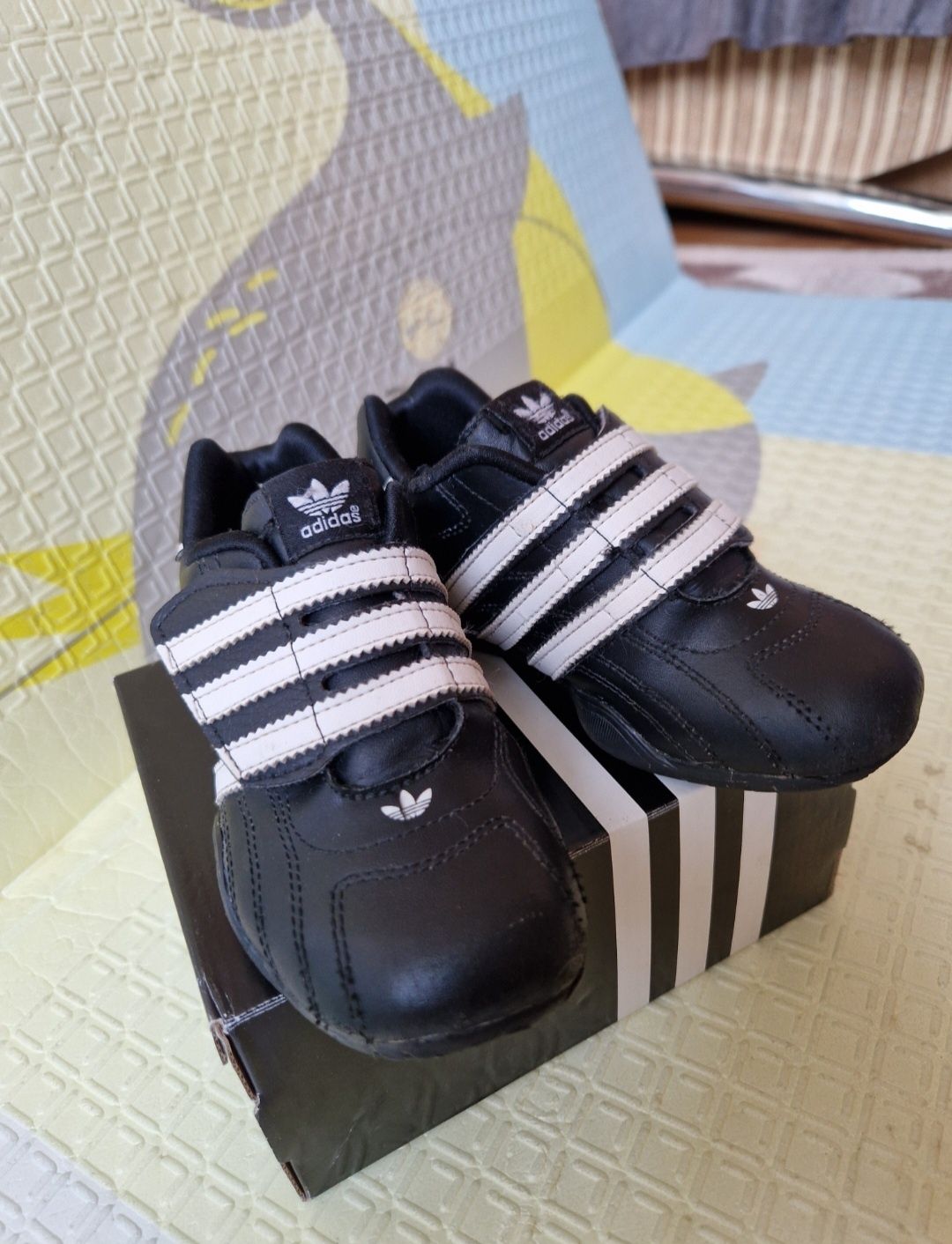 Дитячі кросівки Adidas Адідас 27 р хлопчик