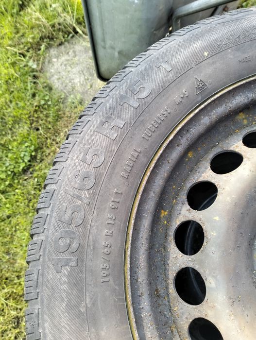 Koła opony zimowe mercedes 195/65/15 stalowe