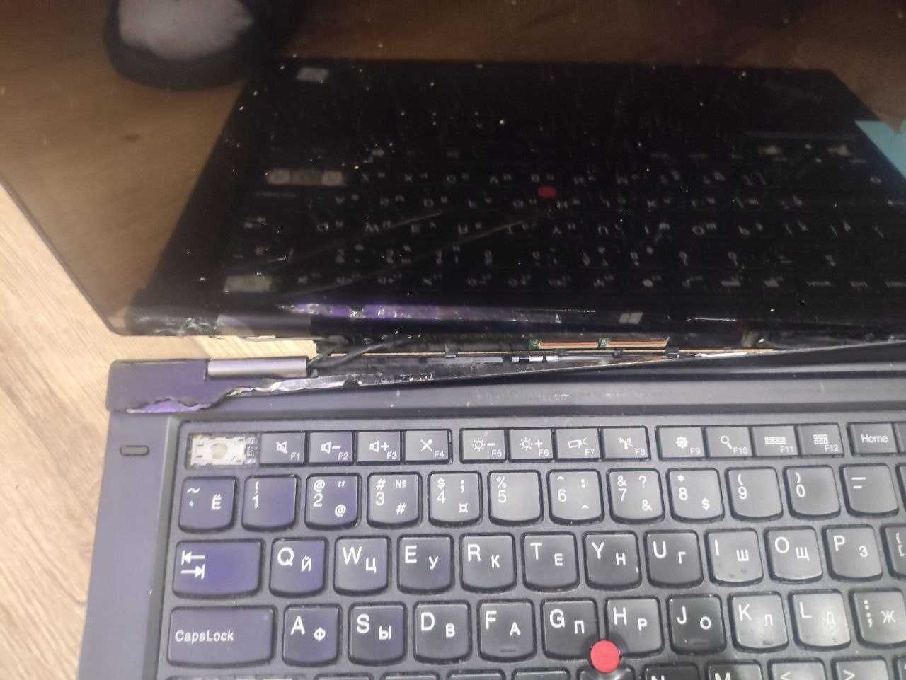 Сенсорний ноутбук на запчастини Lenovo Yoga X1 I5-6300U |RAM - 8Gb