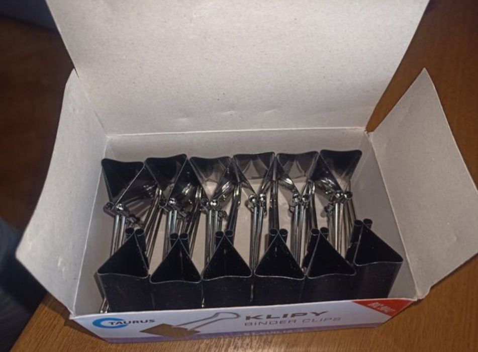 Spinacze biurowe klipy klipsy