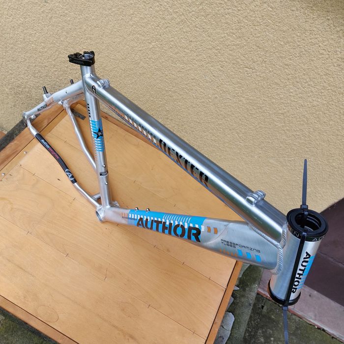 Rama rower Author Dexter 19" koła 26 lub 27,5 Tarcze lub V-Brake