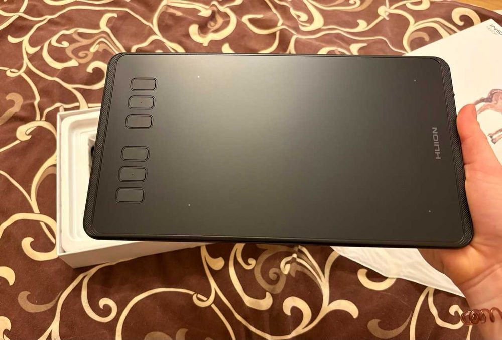 Графічний планшет Huion H640P